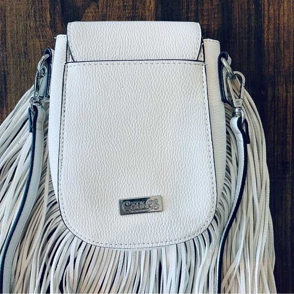 Carlos Santana White Fringe Crossbody Bag - Picture 6 of 10
